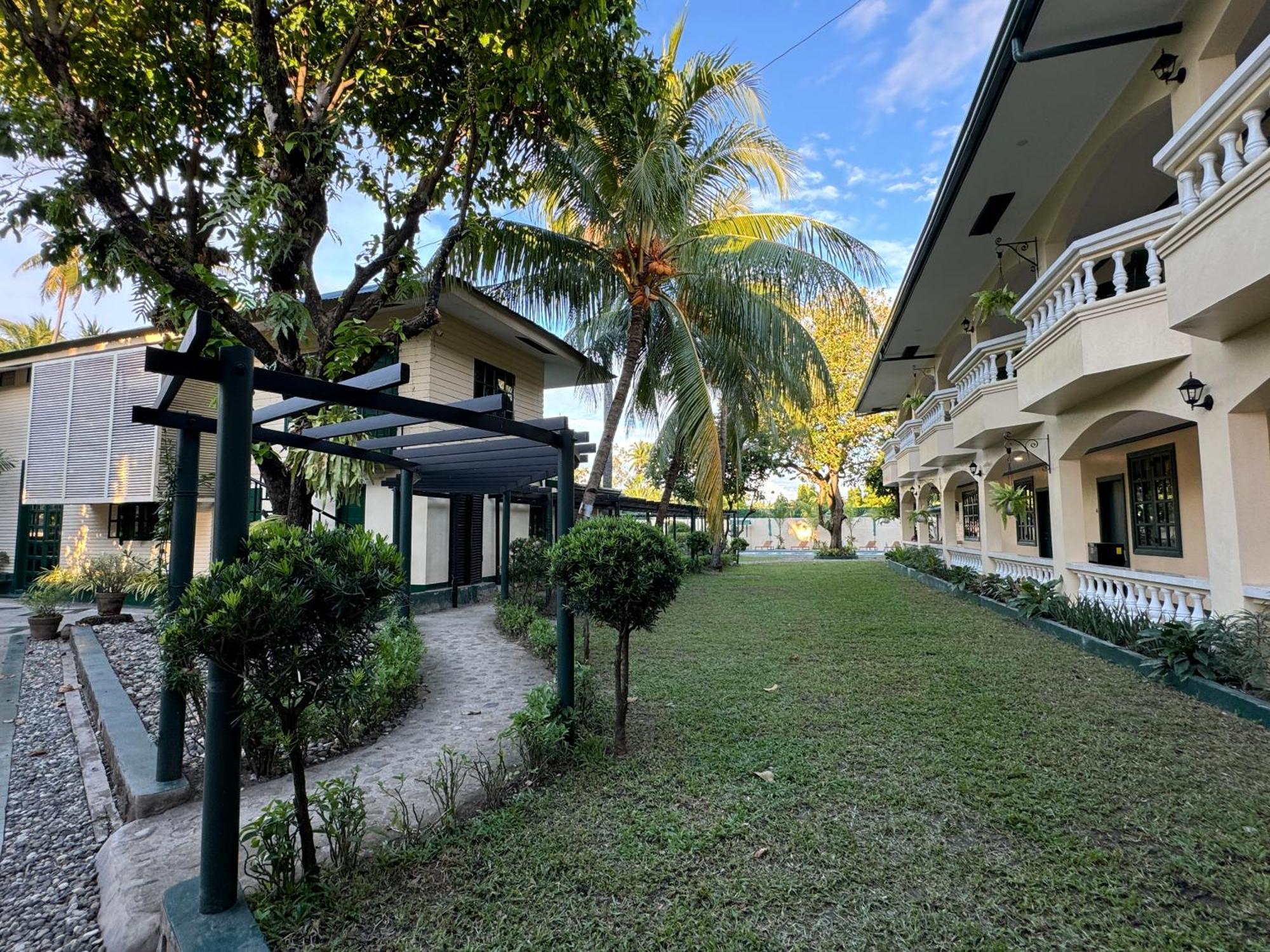 La Planta Hotel And Restaurant, Inc. Bais Exterior photo